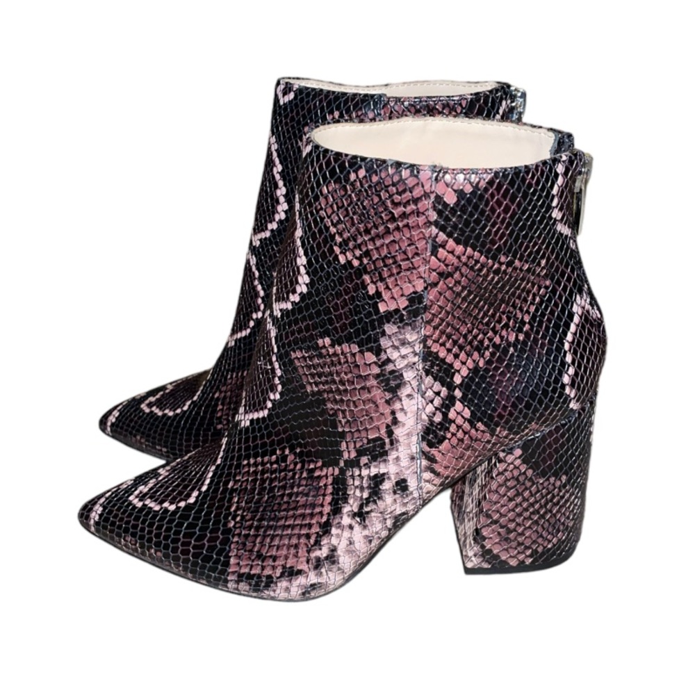 Vince Camuto Benedie block heel bootie